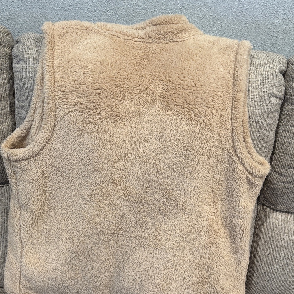 Lucky Brand Beige Fleece Vest - Picture 3 of 6